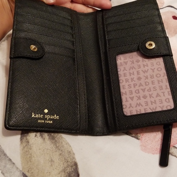 Kate Spade Wallet - Picture 3 of 4
